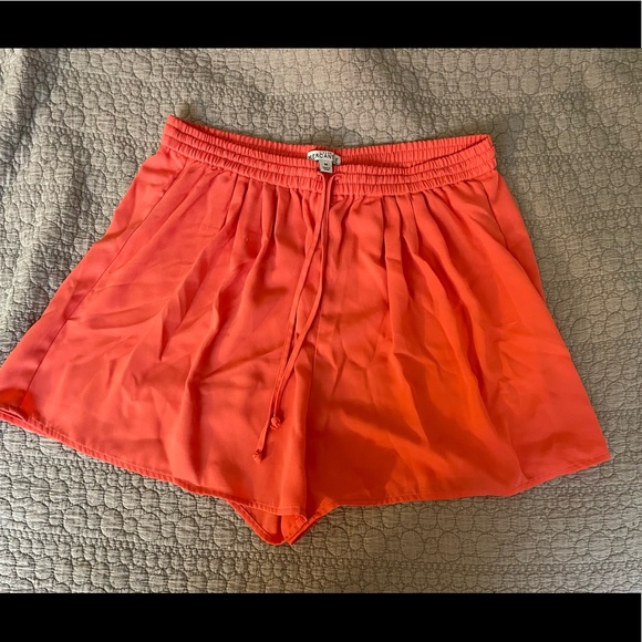 Jcrew Mercantile coral high waisted shorts - Picture 2 of 4